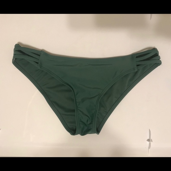 Target bikini bottoms - Picture 1 of 4